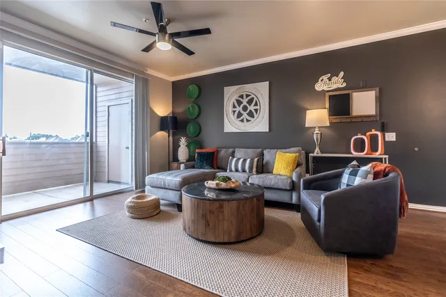 $305,000 | 2111 Welch Street, Unit A232, Houston, TX 77019