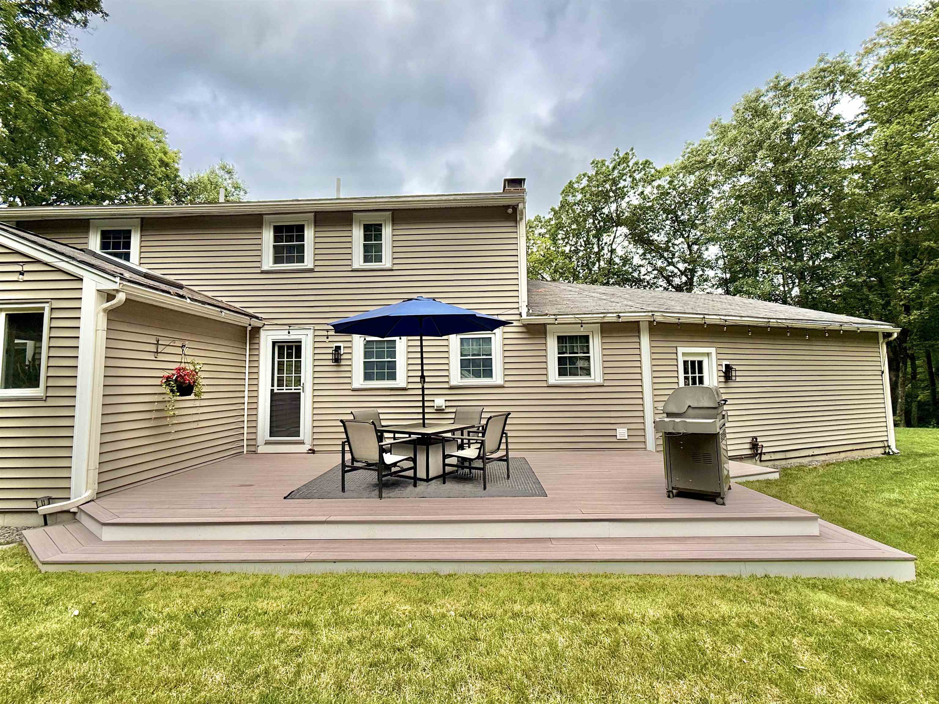 15 Hassell Road Merrimack, NH 03054 - Photo 46 of 58
