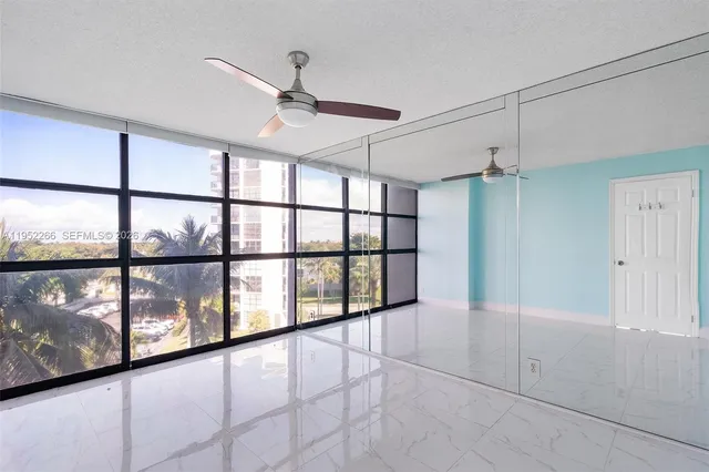 $2,800 | 600 Parkview Drive, Unit 509, Hallandale Beach, FL 33009