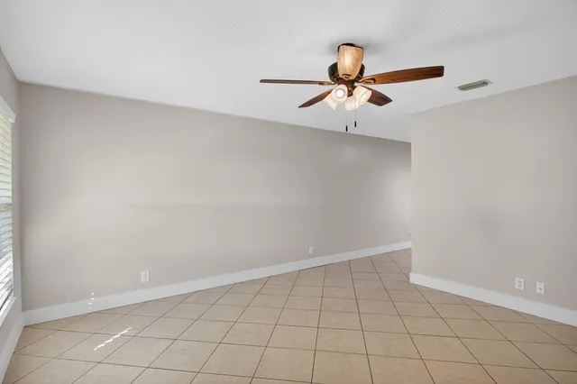 $1,600 | 8695 Southeast Hobe Ridge Avenue, Hobe Sound, FL 33455