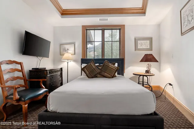 $7,495,000 | 3285 Village Drive, Unit 404, Teton Village, WY 83025