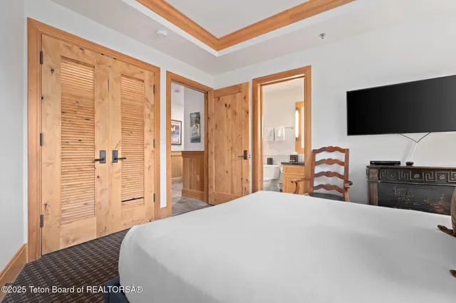 $7,495,000 | 3285 Village Drive, Unit 404, Teton Village, WY 83025