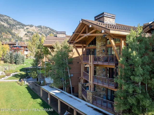 $7,495,000 | 3285 Village Drive, Unit 404, Teton Village, WY 83025
