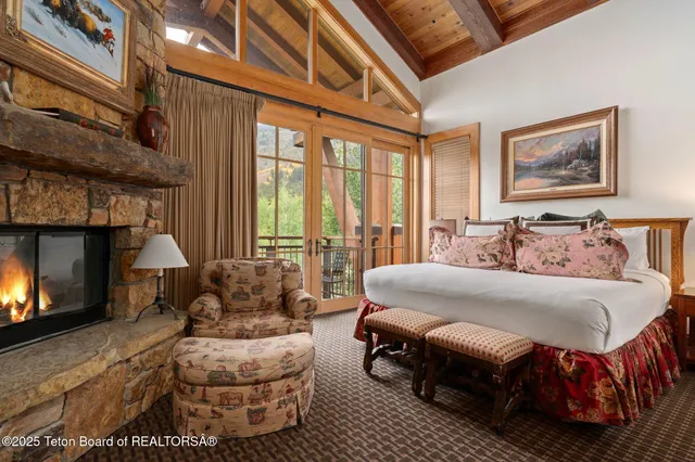 $7,495,000 | 3285 Village Drive, Unit 404, Teton Village, WY 83025