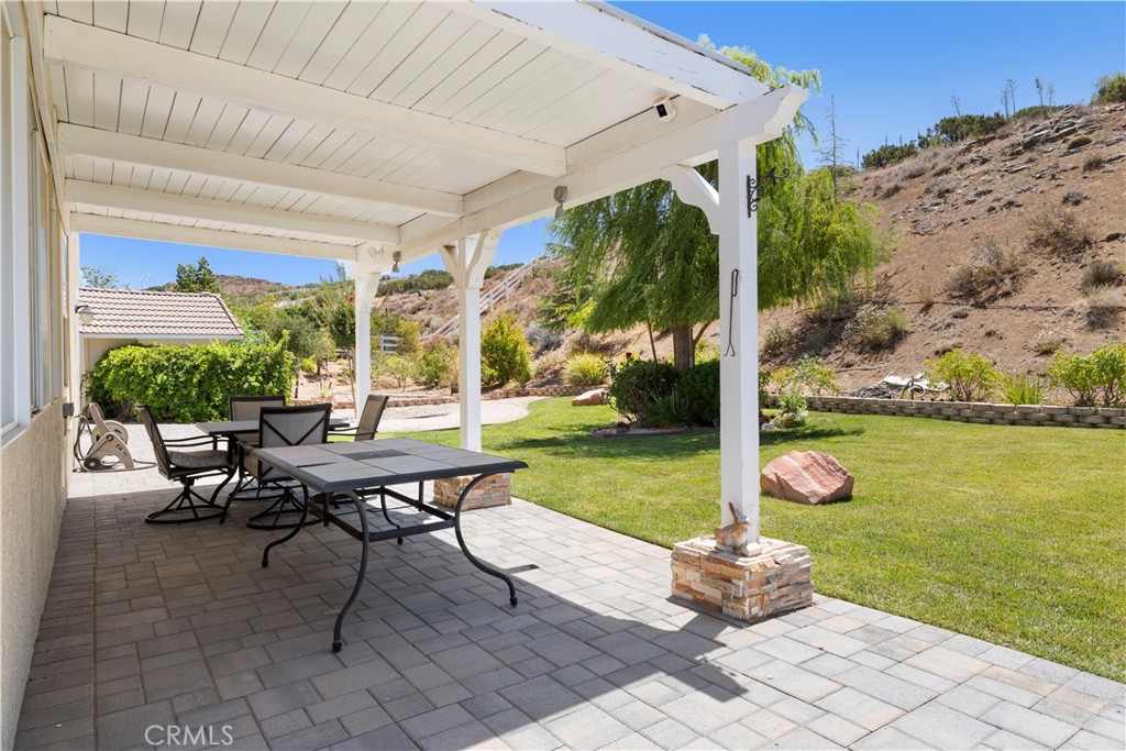 34016 Desert Road Acton, CA 93510 - Photo 10 of 52 Covered patio