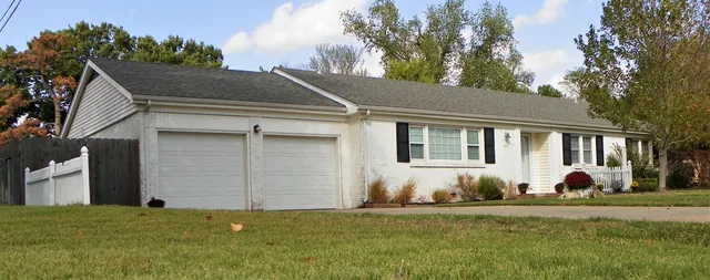 $259,900 | 1372 North Iroquois Road, Wichita, KS 67203