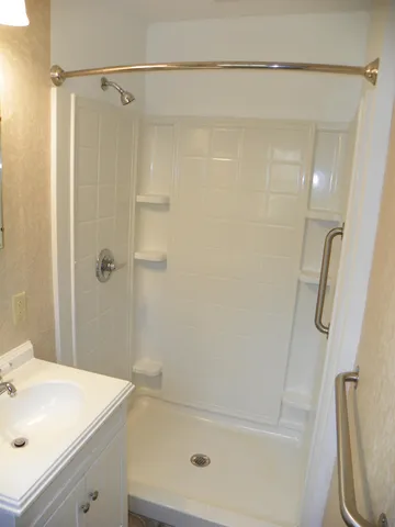 $259,900 | 1372 North Iroquois Road, Wichita, KS 67203