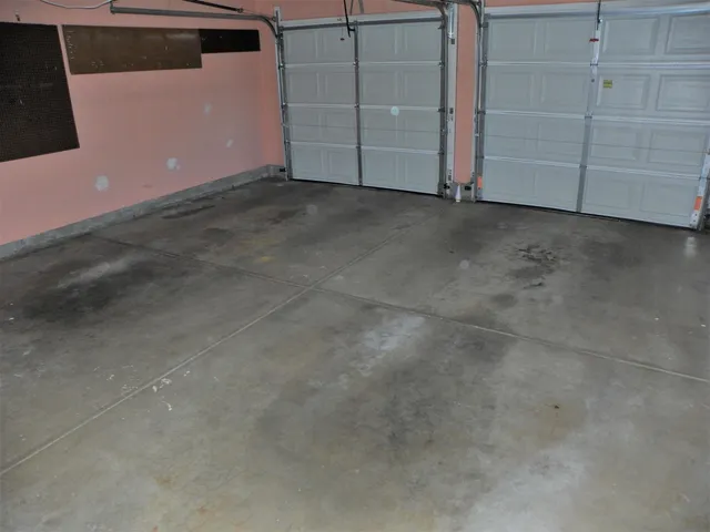 $259,900 | 1372 North Iroquois Road, Wichita, KS 67203