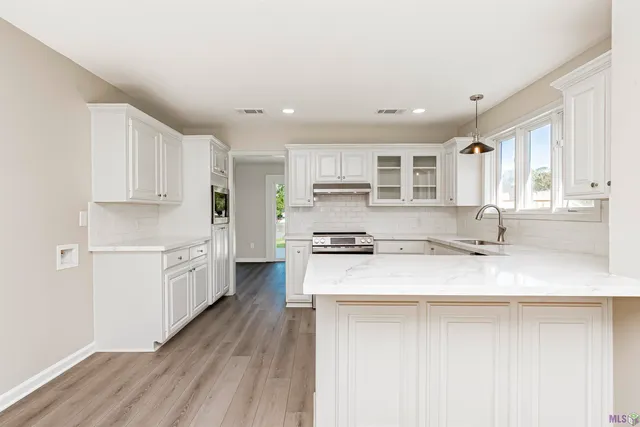 $525,000 | 13188 Bayou Terrace Drive, St. Amant, LA 70774