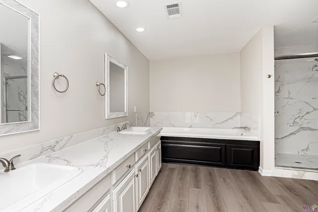 $525,000 | 13188 Bayou Terrace Drive, St. Amant, LA 70774