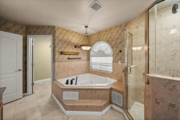 $1,050,000 | 2420 Southeast 15th Street, Ocala, FL 34471