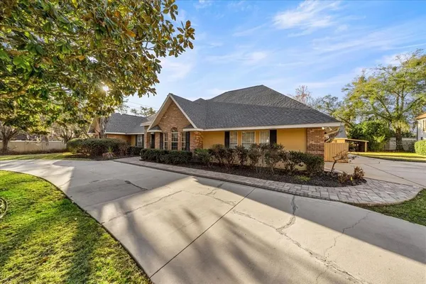 $1,050,000 | 2420 Southeast 15th Street, Ocala, FL 34471