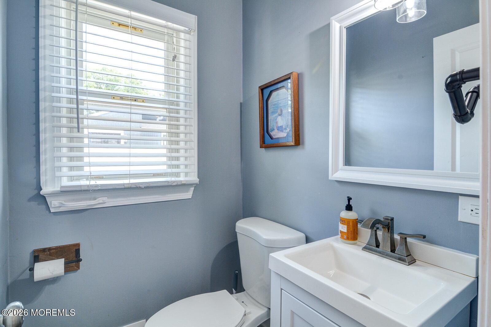 546 Nicholas Road Brick, NJ 08724 - Photo 19 of 23 half bath 546