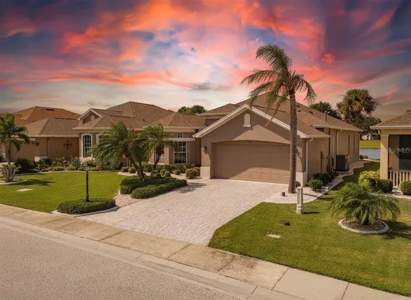 $2,500 | 1039 Emerald Dunes Drive, Sun City Center, FL 33573