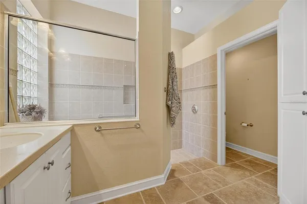 $2,500 | 1039 Emerald Dunes Drive, Sun City Center, FL 33573