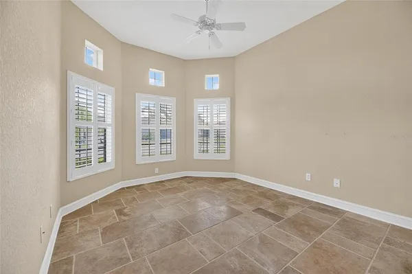 $2,500 | 1039 Emerald Dunes Drive, Sun City Center, FL 33573