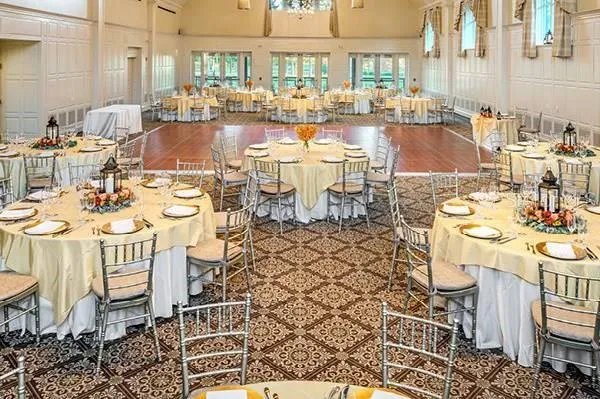 $2,500 | 1039 Emerald Dunes Drive, Sun City Center, FL 33573