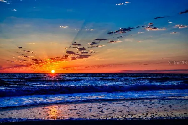 $2,500 | 1039 Emerald Dunes Drive, Sun City Center, FL 33573