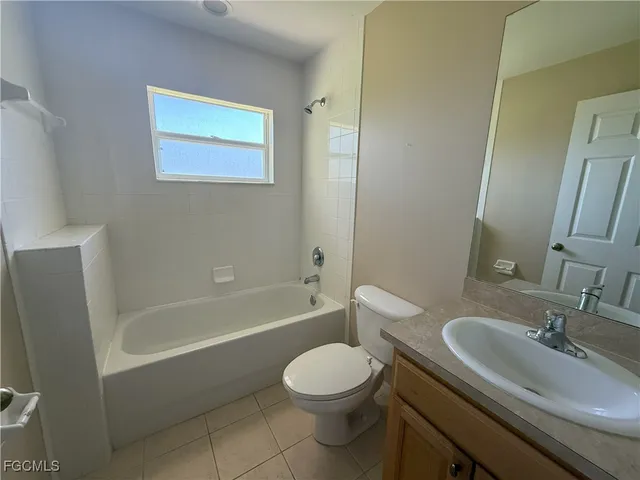 $2,000 | 13441 Caribbean Boulevard, Fort Myers, FL 33905