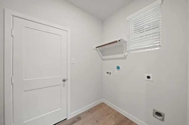 a view of room with window