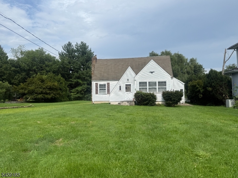 14 Sand Spring Road Morristown, NJ 07960 - Photo 1 of 28 Gallery Image 1