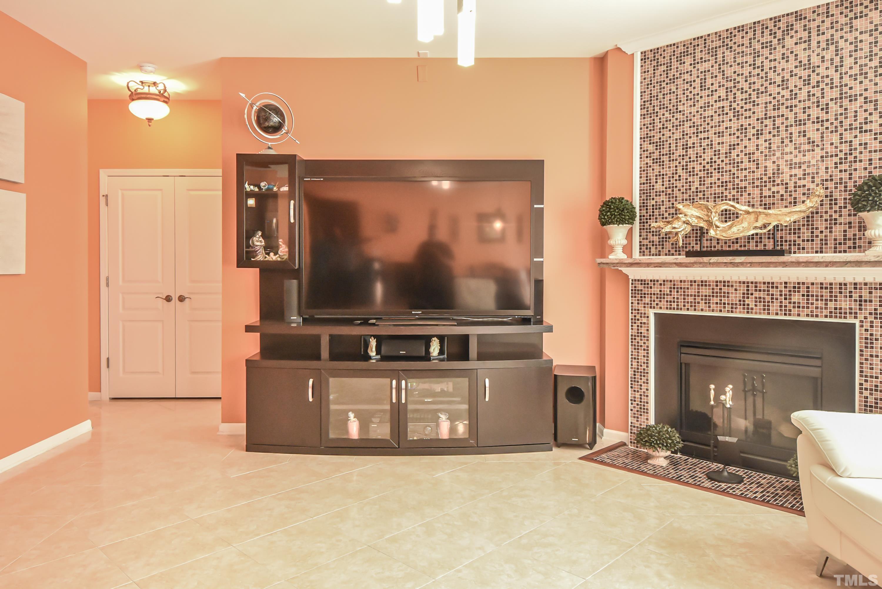 3814 Althorp Drive Raleigh, NC 27616 - Photo 8 of 30 For special times and special meals!