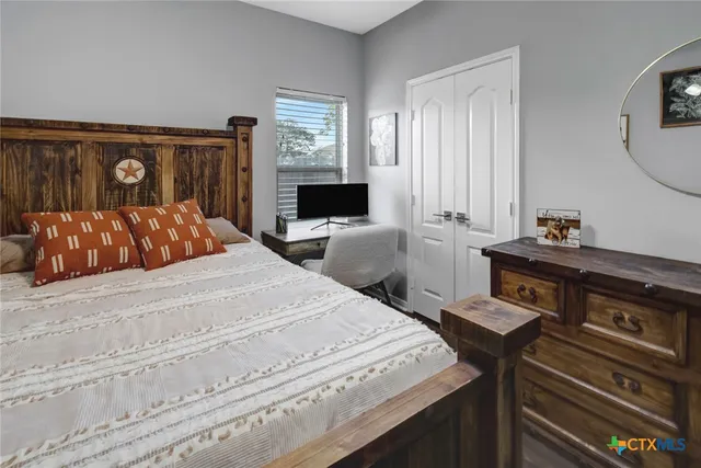 $274,900 | 112 Carlsbad Drive, Victoria, TX 77904