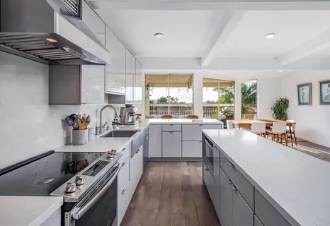 $910,000 | 2331 Caringa Way, Unit 38, Carlsbad, CA 92009