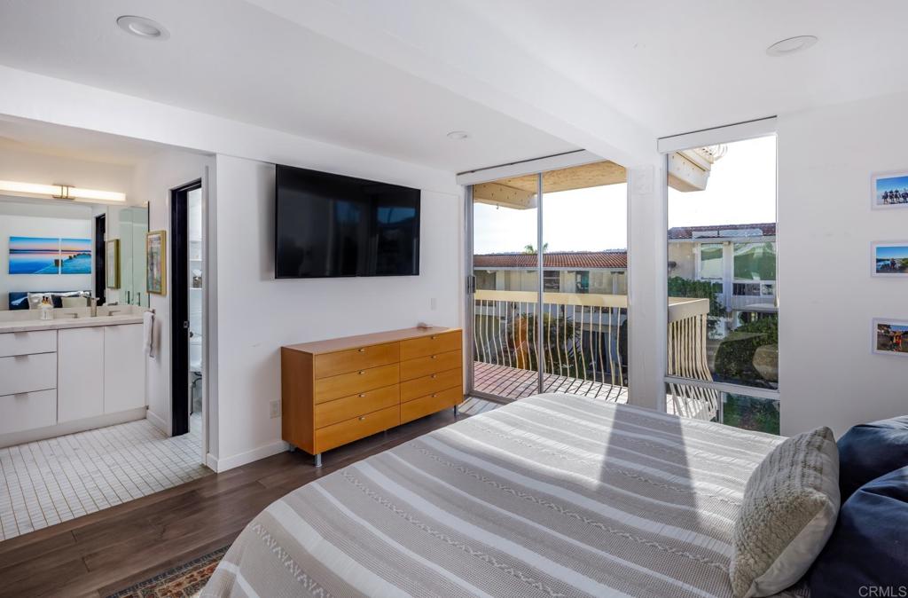 2331 Caringa Way, Unit 38 Carlsbad, CA 92009 - Photo 12 of 24