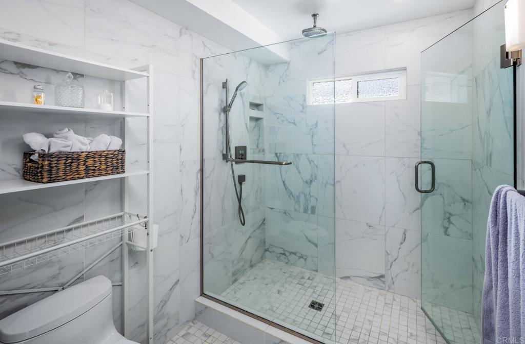 2331 Caringa Way, Unit 38 Carlsbad, CA 92009 - Photo 15 of 24