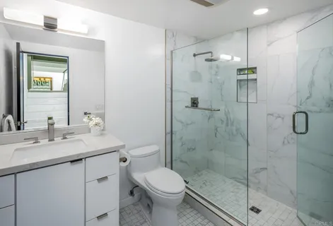 $910,000 | 2331 Caringa Way, Unit 38, Carlsbad, CA 92009