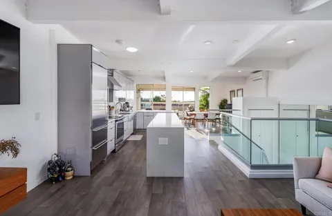 $910,000 | 2331 Caringa Way, Unit 38, Carlsbad, CA 92009