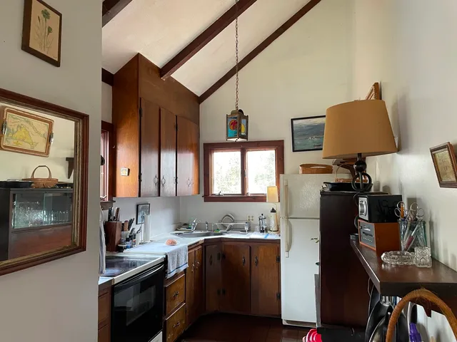 $1,150,000 | 96 Dunham Avenue, Vineyard Haven, MA 02568