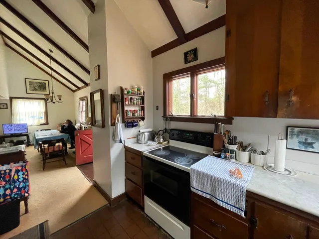 $1,150,000 | 96 Dunham Avenue, Vineyard Haven, MA 02568