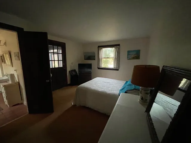 $1,150,000 | 96 Dunham Avenue, Vineyard Haven, MA 02568