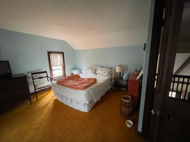 $1,150,000 | 96 Dunham Avenue, Vineyard Haven, MA 02568