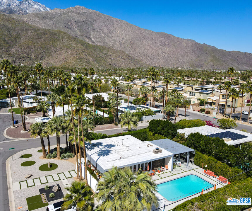 1008 Apache Road Palm Springs, CA 92264 - Photo 38 of 55 a view of a city