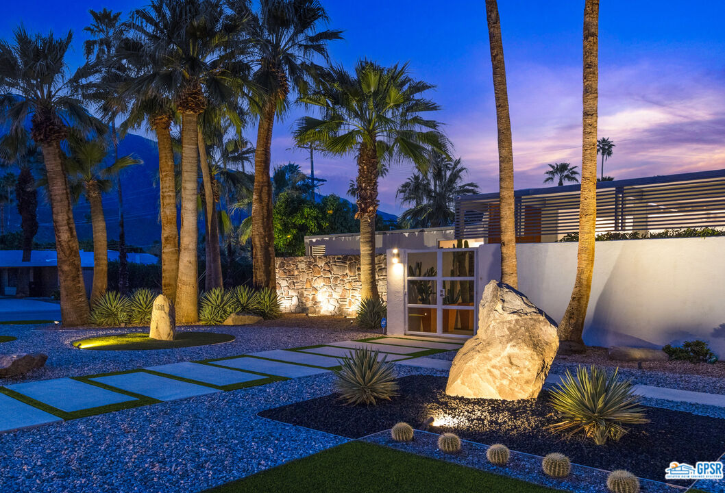 1008 Apache Road Palm Springs, CA 92264 - Photo 44 of 55 a view of outdoor space with seating area