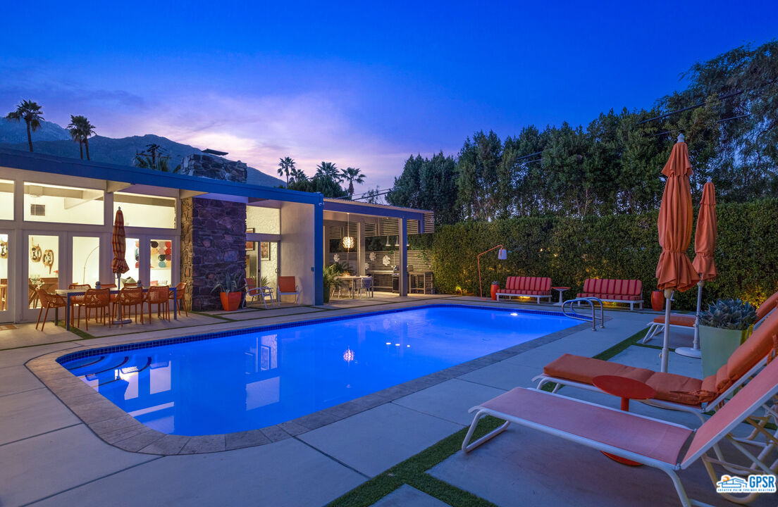 1008 Apache Road Palm Springs, CA 92264 - Photo 47 of 55 a view of a chairs and table in th patio
