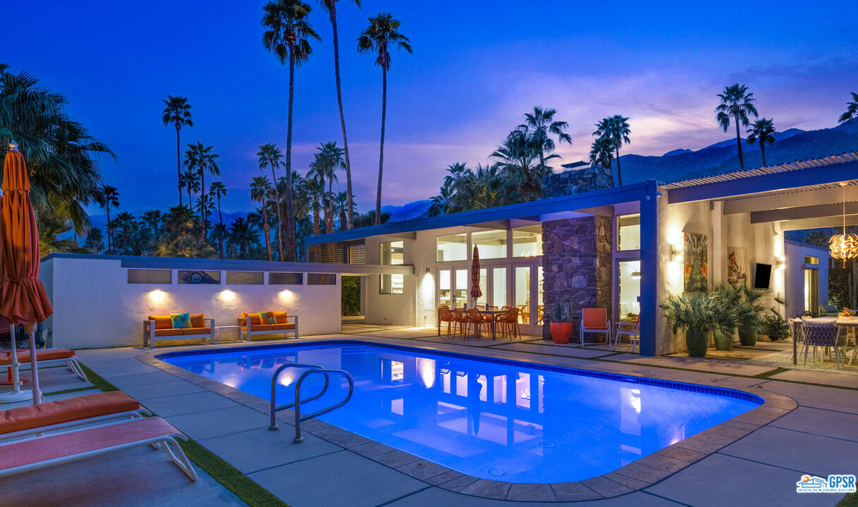1008 Apache Road Palm Springs, CA 92264 - Photo 49 of 55 a view of a chairs in a patio