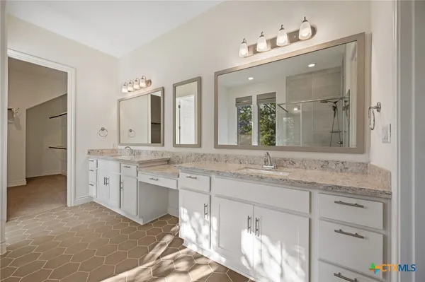 $658,000 | 1431 Lyme Park, Bulverde, TX 78163