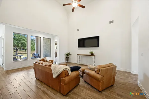 $658,000 | 1431 Lyme Park, Bulverde, TX 78163