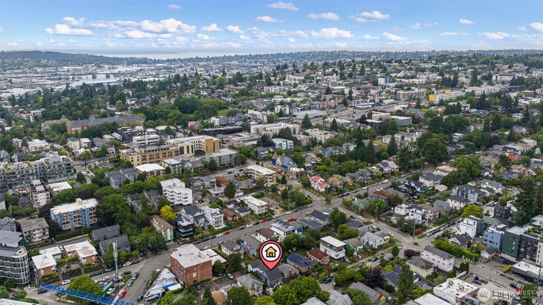 3917 Midvale Avenue North, Unit A Seattle, WA 98103 - Photo 32 of 37