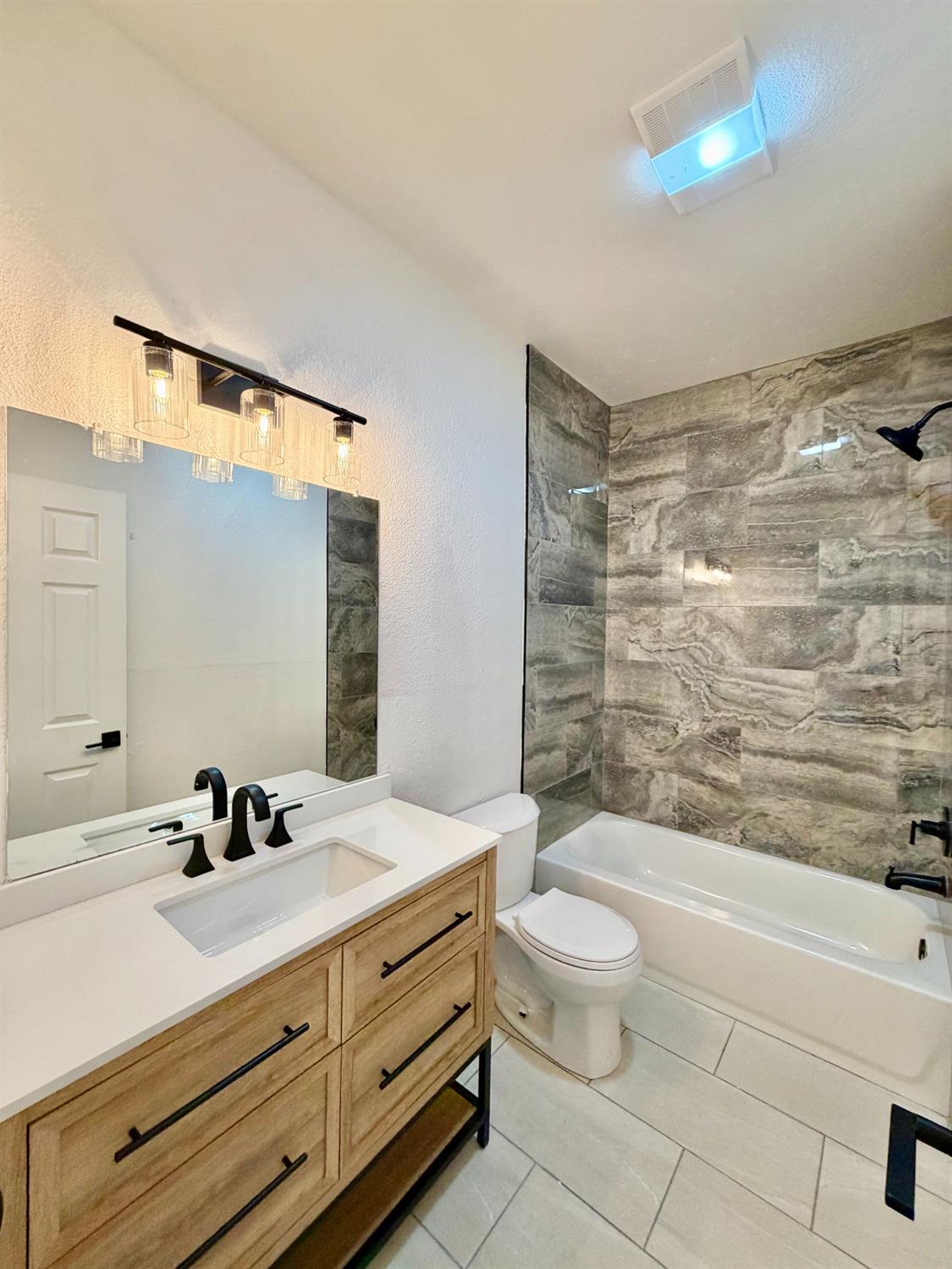 2833 Colton Court Merced, CA 95348 - Photo 12 of 22
