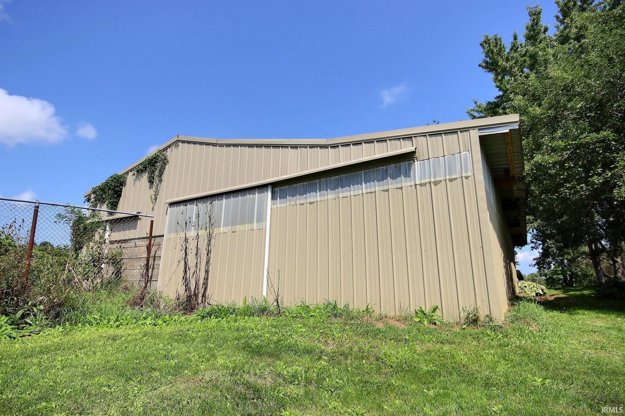 1406 Gump Road East Fort Wayne, IN 46845 - Photo 35 of 37 Gallery Image 35