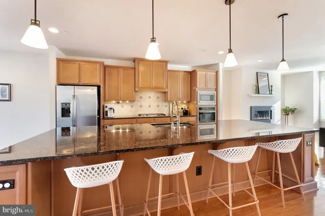 $969,900 | 22477 Foundation Drive, Ashburn, VA 20148