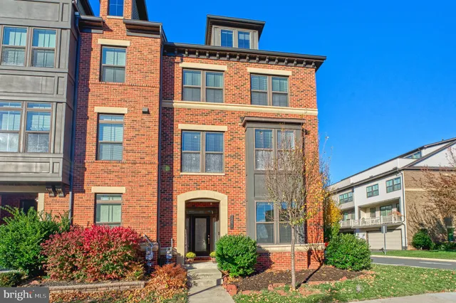 $969,900 | 22477 Foundation Drive, Ashburn, VA 20148