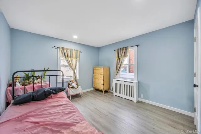 $599,999 | 847 North Clinton Avenue, Lindenhurst, NY 11757