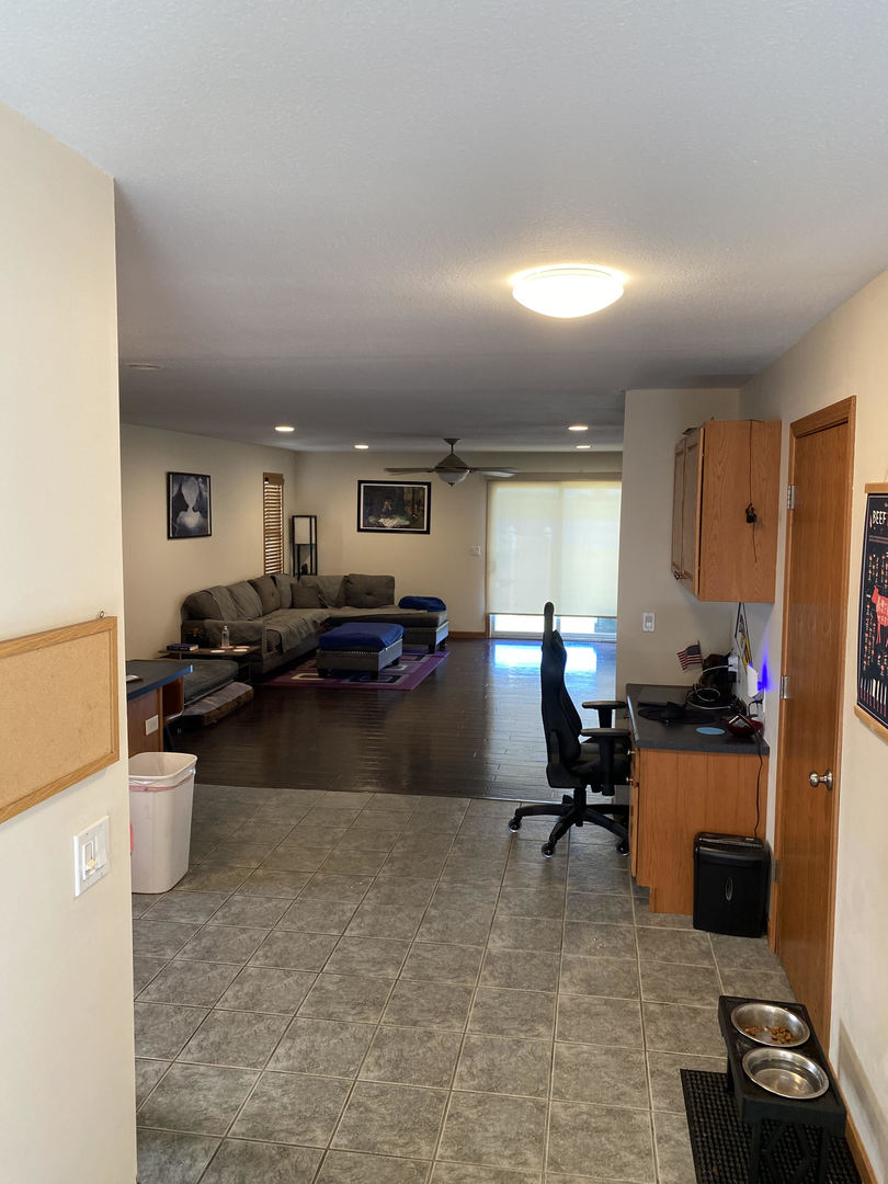 3505 Boulder Ridge Drive Champaign, IL 61822 - Photo 3 of 14 Gallery Image 3