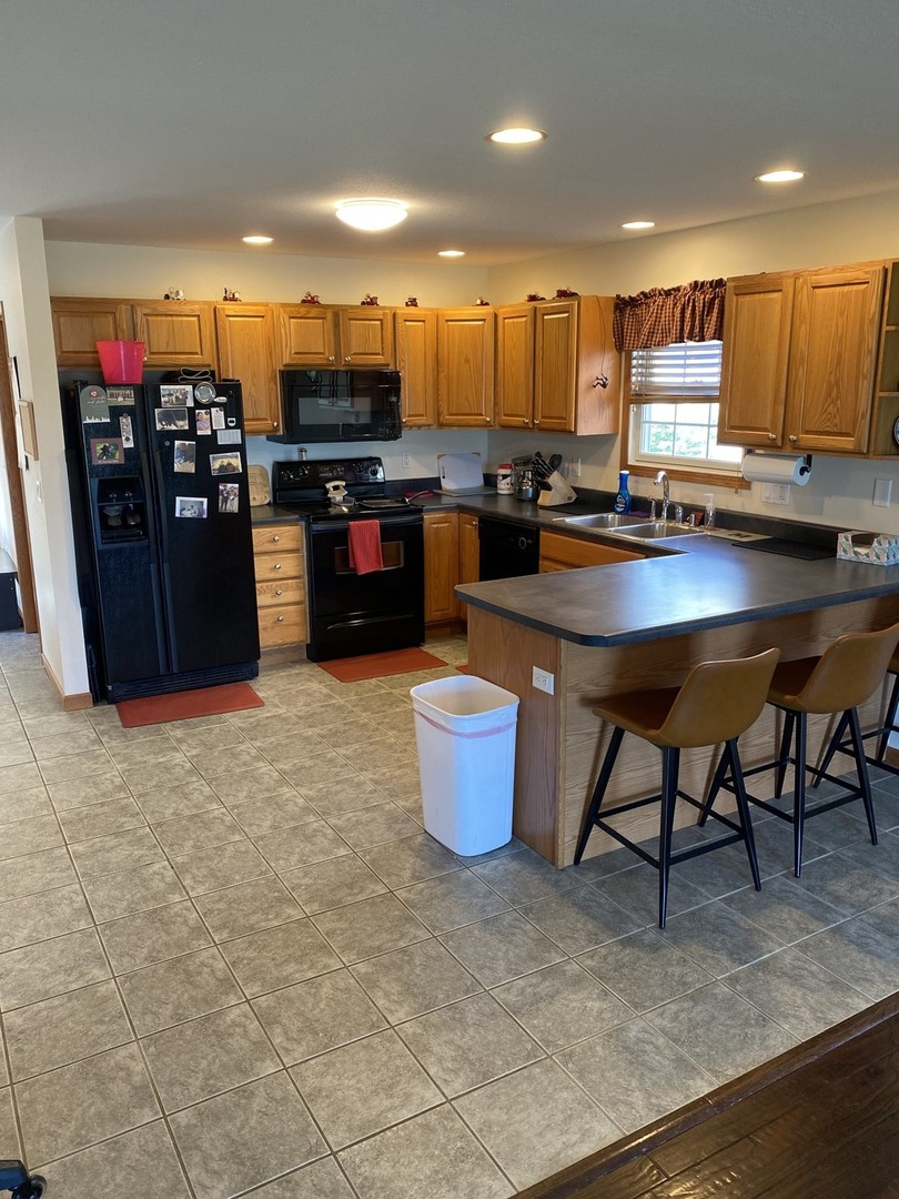 3505 Boulder Ridge Drive Champaign, IL 61822 - Photo 4 of 14 Gallery Image 4